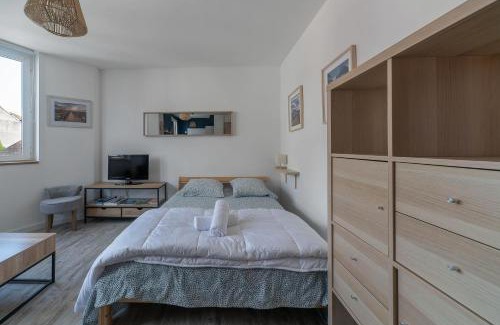 Quartier de France Apartment | Le Jean Bapt- Charmant studio à proximité du plan d’eau