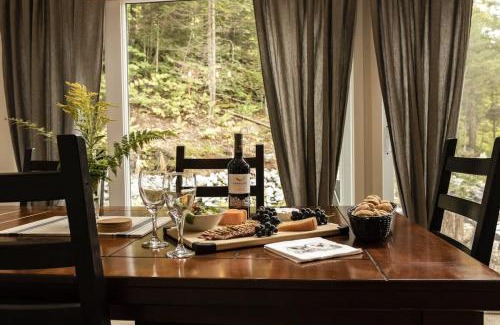 Lac-Superieur Ski Chalet | Le Mésangeai