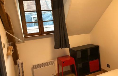 Old Lille Apartment | Le Madame Little Appart’Hotel