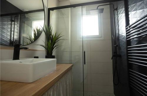 Chateauroux Apartment | LE MARÉCHAL - Spa