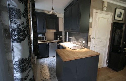Saint-Gervais Apartment | LE MARAIS NOTRE DAME - Beautiful Two Bedrooms