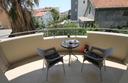 Rozino House | Le Marc Guest house