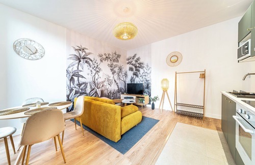 Vaise Apartment | Le Marietton cosy apartment a stone's throw from Valmy metro station