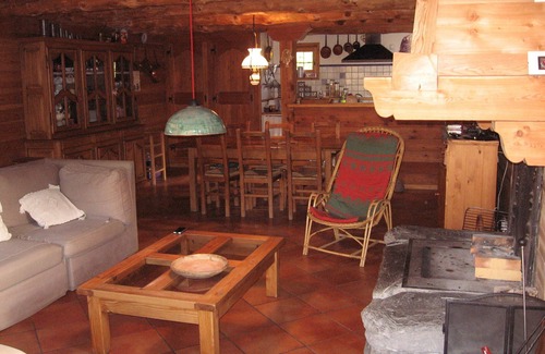 Saint-Veran Ski Chalet | LE MIELI charming larch chalet * with panoramic view for 7 people