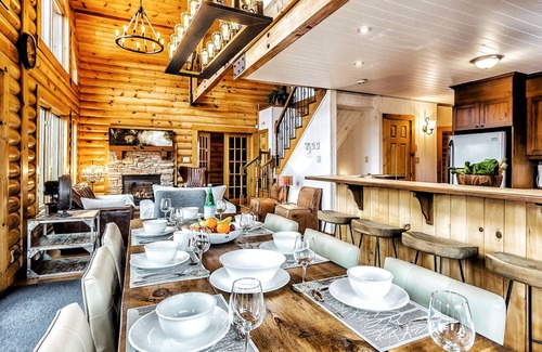 Lac-Superieur Ski Chalet | Le Mont-Tremblant by Residences Boutique, luxury cottage near ski Tremblant