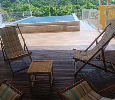 Saint-Esprit House | Le Nid De Nicolas