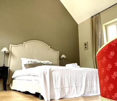 Le Deluge Bed & Breakfast | Le Paddock - Chambres et table d'hôtes