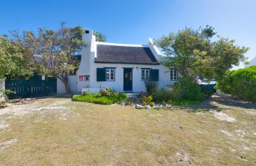 Struisbaai House | Le Petit Cottage In Langezandt Struisbaai