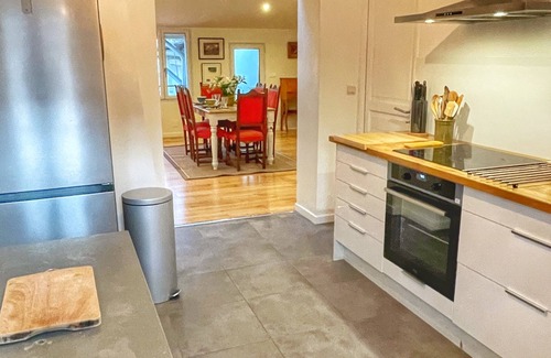 Apt Apartment | Le Petit Delphia - cosy penthouse in the heart of Provence