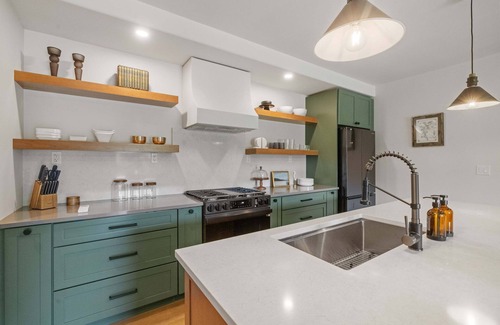 Mount Sunapee Apartment | Le Petit Flat - 2 Bed 1 Bath One Level Apartment