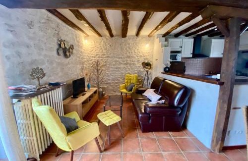 Josnes House | Le petit gîte des Moyens-Ducs