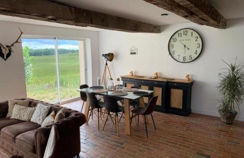 Arthon House | Le Petit Moineau