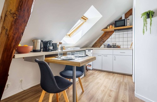 Le Meux Apartment | Le Petit Refuge par Your Sweet Loc