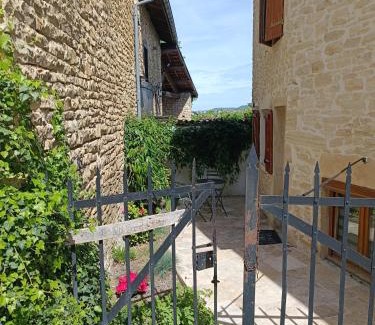 Saint-Alban-de-Roche House | Le Petit Secret d'Alban