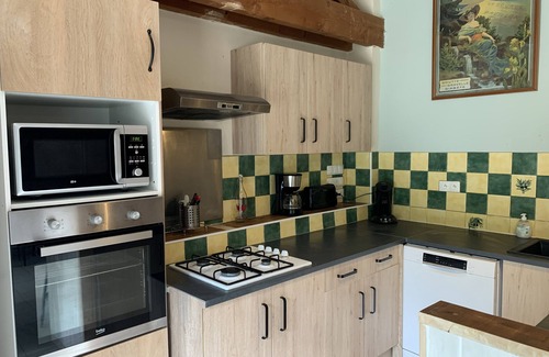 Euzet Cottage | Le pre en bulles, 250m², above ground pool, 3000m² wooded, 15km Uzes/Ales