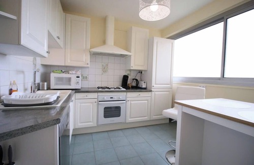 Centre Ville Rive Gauche Apartment | Le Ravissant : merveilleux *F3 avec *vue à *Rouen