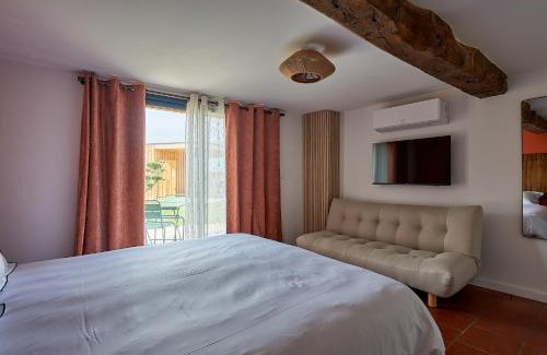 Lussac Bed & Breakfast | Le repaire Lagardère