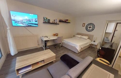 Bougival Apartment | Le Soleil de Bougival