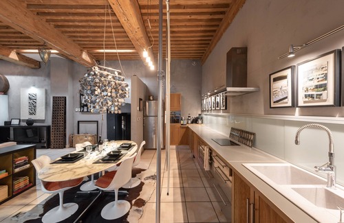 Boucle - Gros Caillou Apartment | LE SOYEUX - T3 avec terrasse à la Croix Rousse