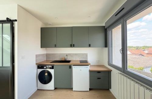 Margny-les-Compiegne Apartment | Le Studio 92