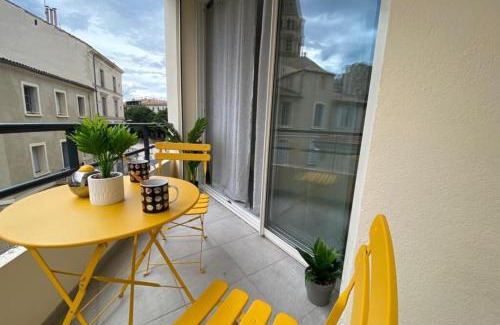 Quartier Administrations Apartment | Le Sunshine - Terrasse et clim