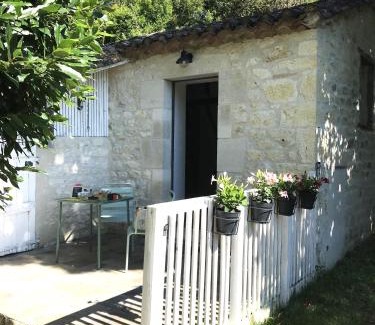 Pern House | Le Val du Pech chantant chambres d'hôtes