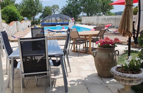 Bournan Bed & Breakfast | Le Verger des Hirondelles Chambres hôtes