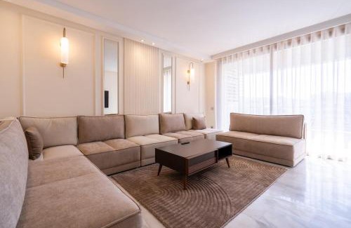 Bourgogne Apartment | Le yacht palace beachfront residence 2 BR 2 BA