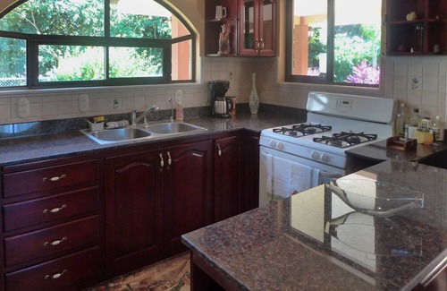 San Mateo House | Leave the Cold behind, Winter in the Safe Quiet Paradise of Costa Rica