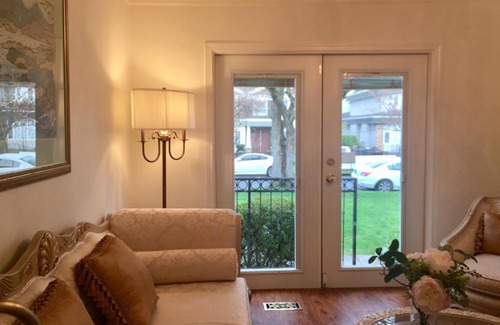 Sunset House | Lee home