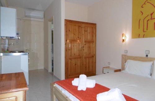 Lefkada Town Hotel | LEFKADIOS HERN studios