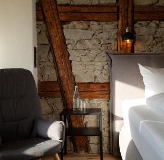 Marktbreit Hotel | Lehm & Stil - Wohnen in nachhaltiger Atmosphäre