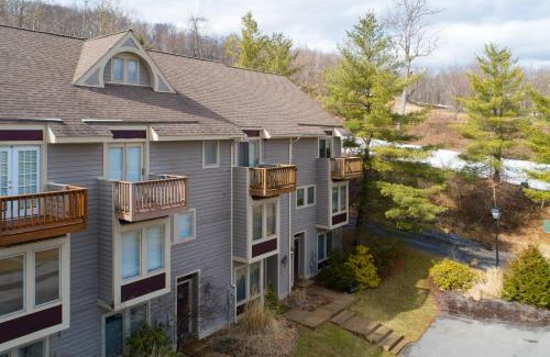 McHenry House | Leinemann Ski Haus