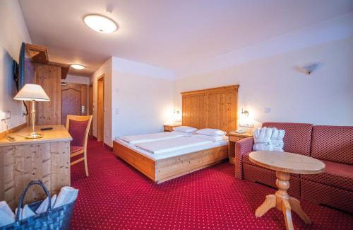 Chienes Hotel | Leitgam luxury Hotel for two