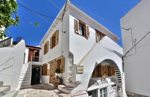 Hydra House | Lelas house 2-level Apartment "Mandraki"