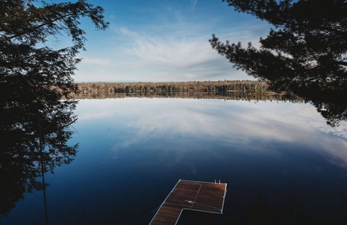 Muskoka Lakes Cottage | Lennys Lakehouse in Muskoka.n20 minutes to Port Carling or Bracebridge!