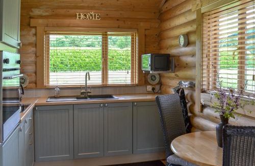 Lincoln House | Lepus Lodge - E3731
