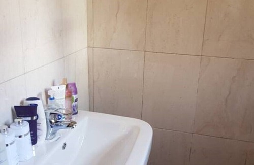Kampala House | LeRoc Muyenga, 5 Bedroom exclusive and tranquil retreat