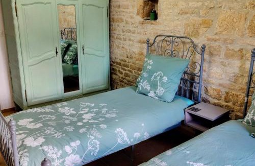 Empure House | Les Écuries