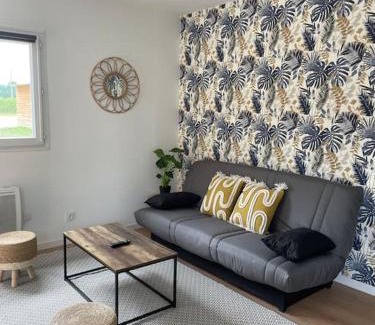 Yvre-l'Eveque Ski Chalet | Les Chalets du Mancel Chalet Maïka -Bouleries Jump - 24h du Mans