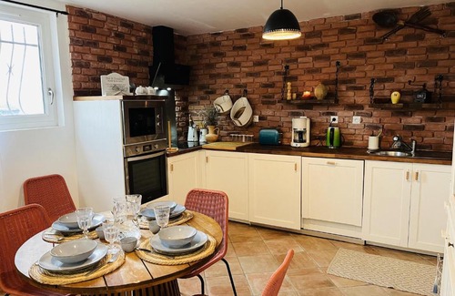 Mas-Saintes-Puelles Apartment | Les cigales - souplex cosy et calme