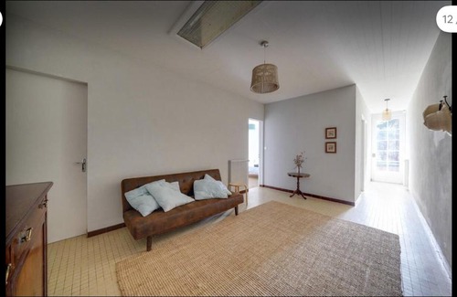 Doulezon House | Les deux magnolias