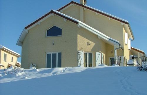 Montagnieu Bed & Breakfast | Les Enselmes