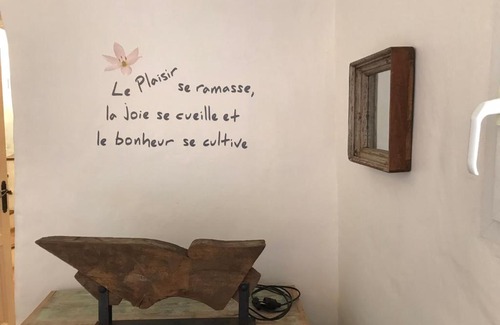 Cucuron Apartment | Les Gôuts et les Couleurs