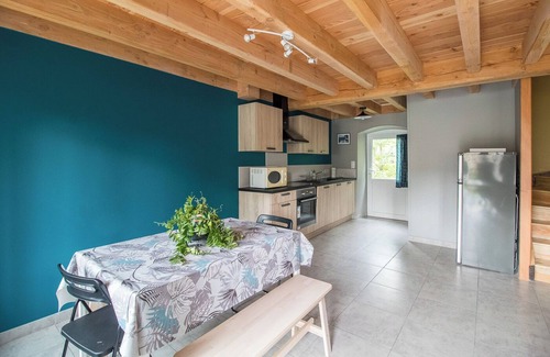 Job House | Les Hirondelles - JOB