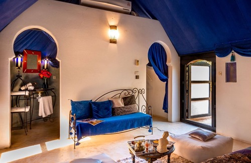 Sidi Abdallah Ghiat Hotel | Les Jardins D'Issil Maison d'Hôtes