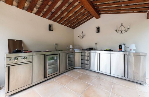 Le Bar-sur-Loup Villa | Les Papillons : Beautiful Provencal Villa With Unimpeded Views on Gourdon Valley