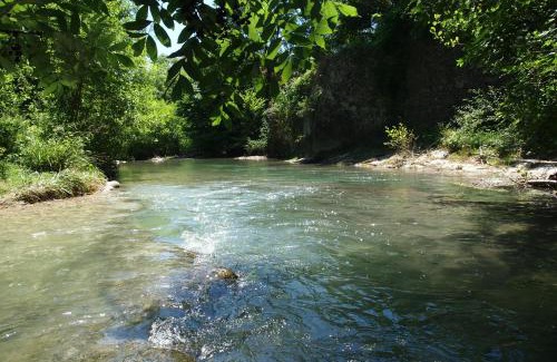 Mirabel-et-Blacons Apartment | Les pieds dans l'eau: Gîte Vercors - Plage privée
