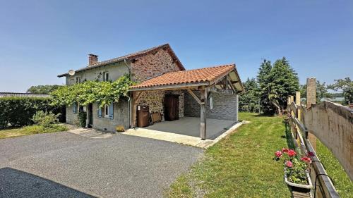 Pensol House | Les taches