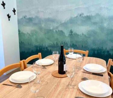 Saint-Mamet Ski Chalet | Les trois chalets - jardin terrasse 7 personnes - Saint Mamet Luchon